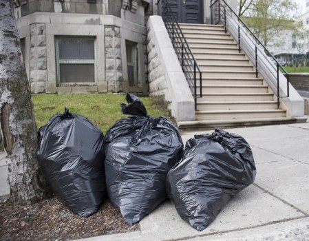 Efficient flat clearance benefiting both clients and the environment