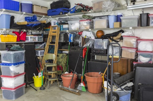 Customer consulting with house clearance experts in Kingston